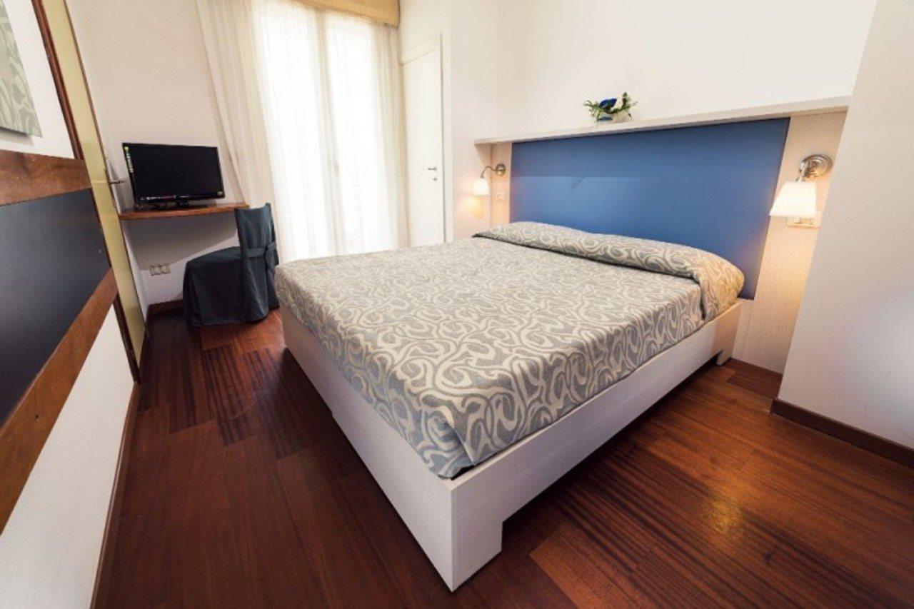 Hotel Alexander Cattolica Esterno foto