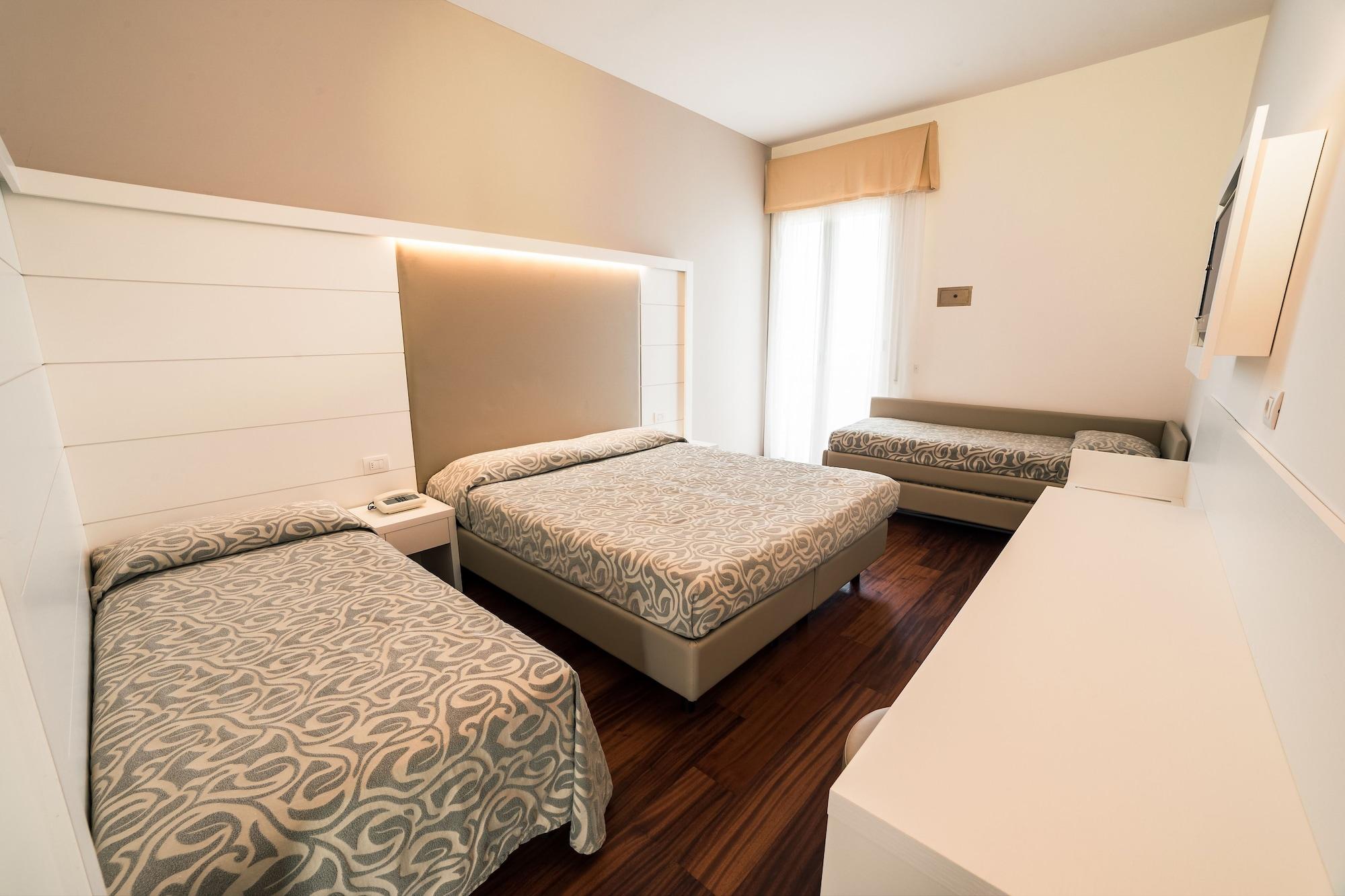 Hotel Alexander Cattolica Esterno foto