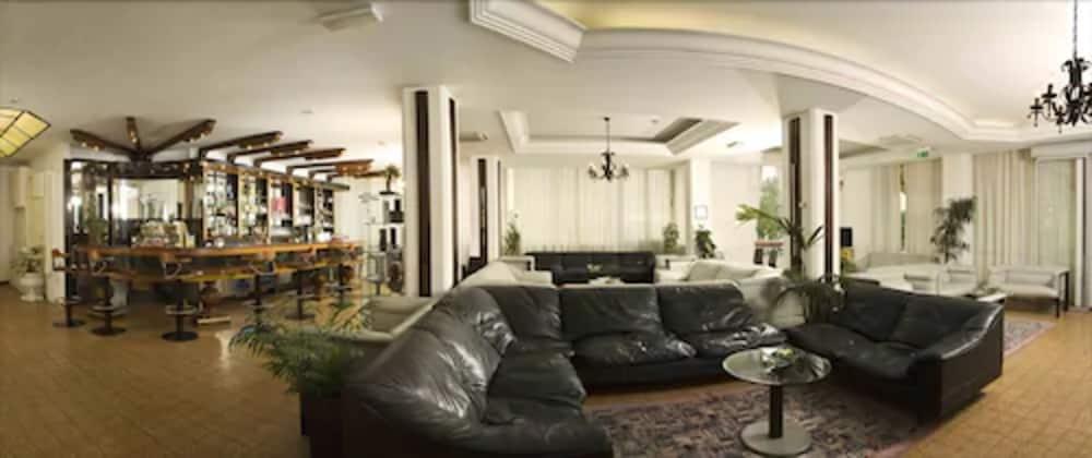 Hotel Alexander Cattolica Esterno foto