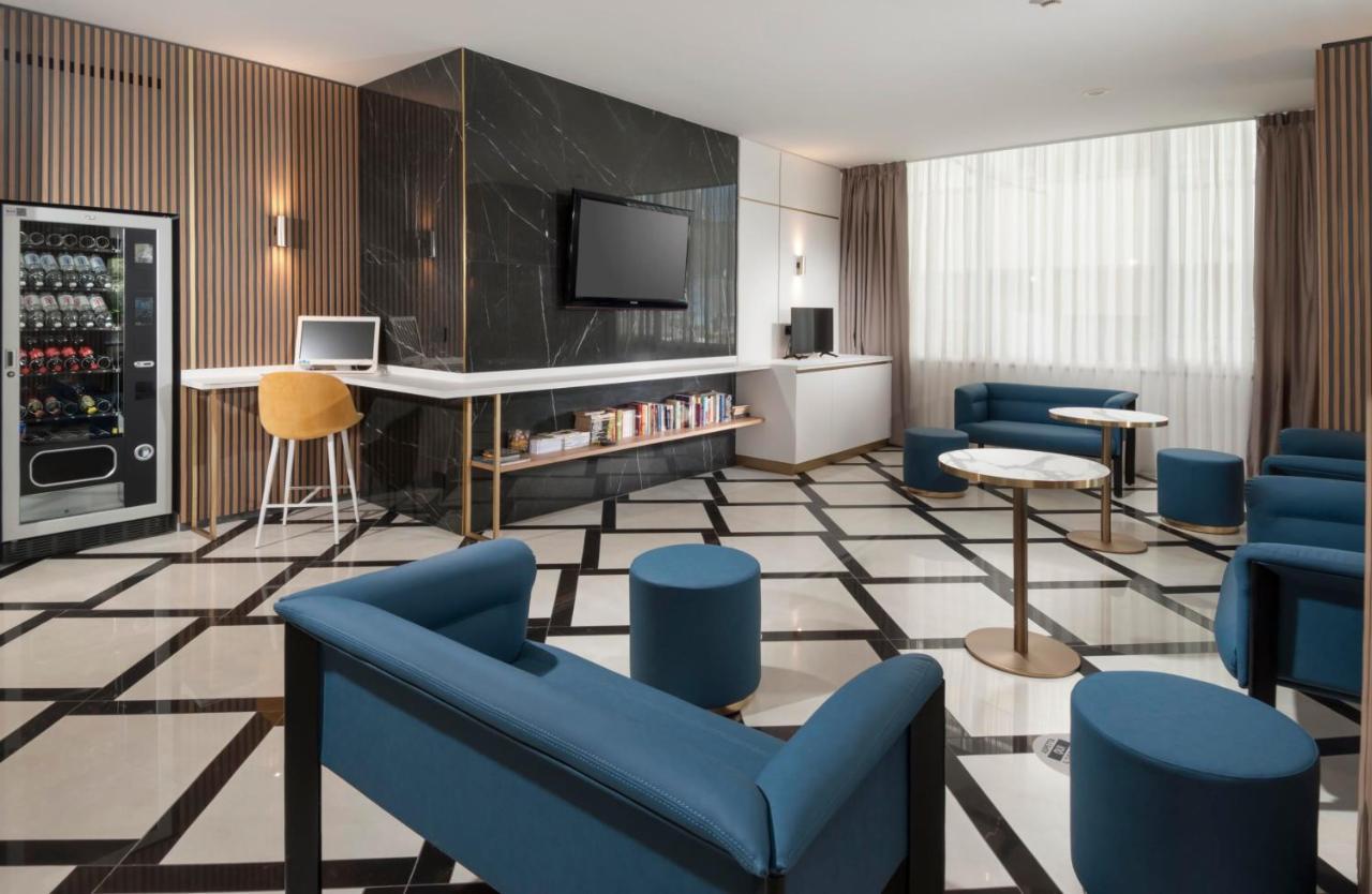 Hotel Alexander Cattolica Esterno foto